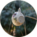 Снять чашку с паутины